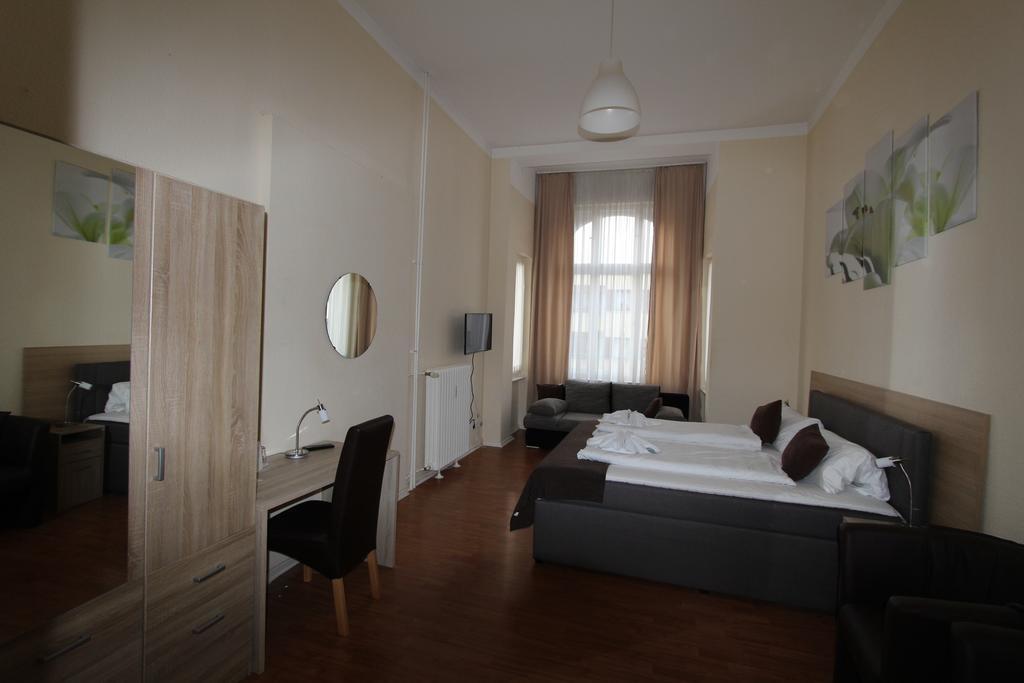 Hotel Elegia Am Kurfuerstendamm Berlim Quarto foto