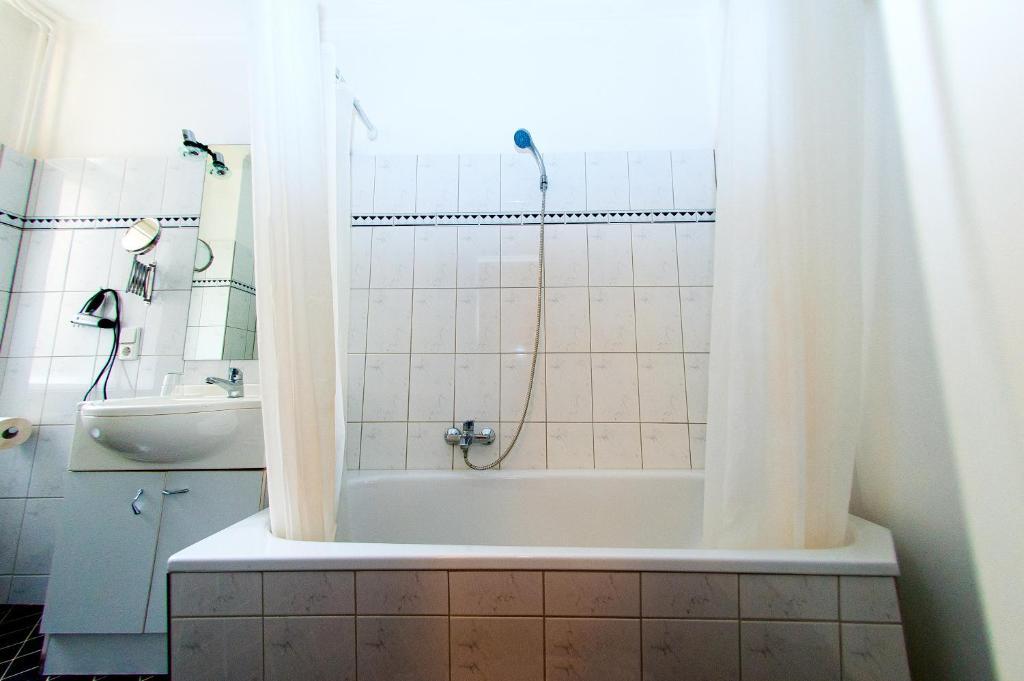Hotel Elegia Am Kurfuerstendamm Berlim Quarto foto